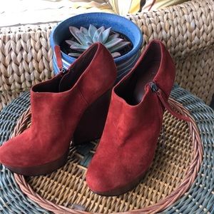 Retro Funky suede/leather booties